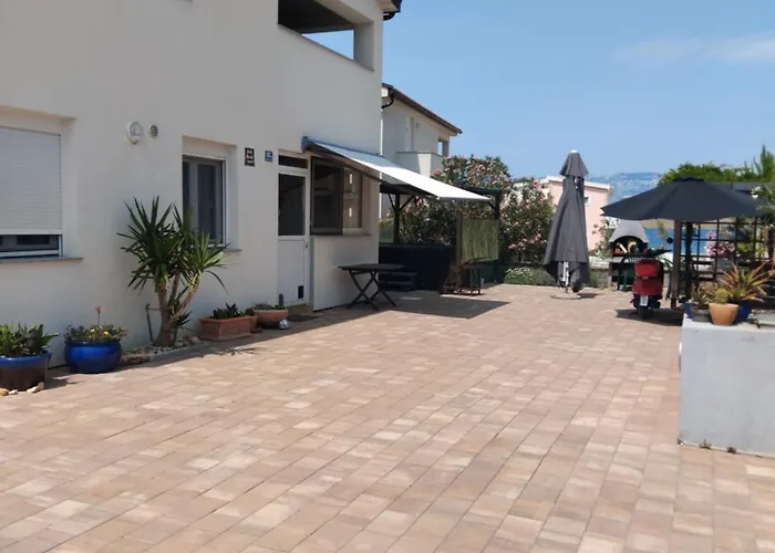 Διαμέρισμα Dvorak *